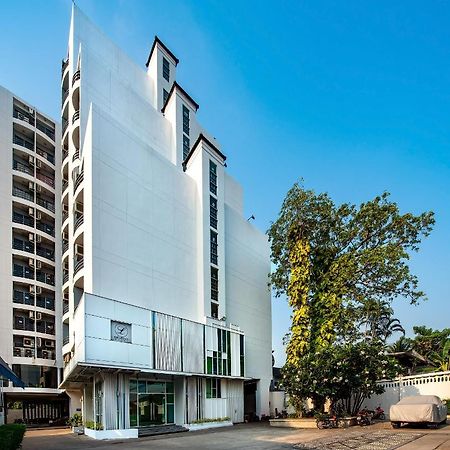 The Legacy Hotel Nonthaburi Extérieur photo